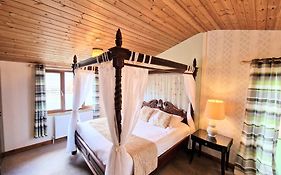 Lomond 3 With Private Hot Tub - Fife - Loch Leven - Lomond Hills -Pet Friendly